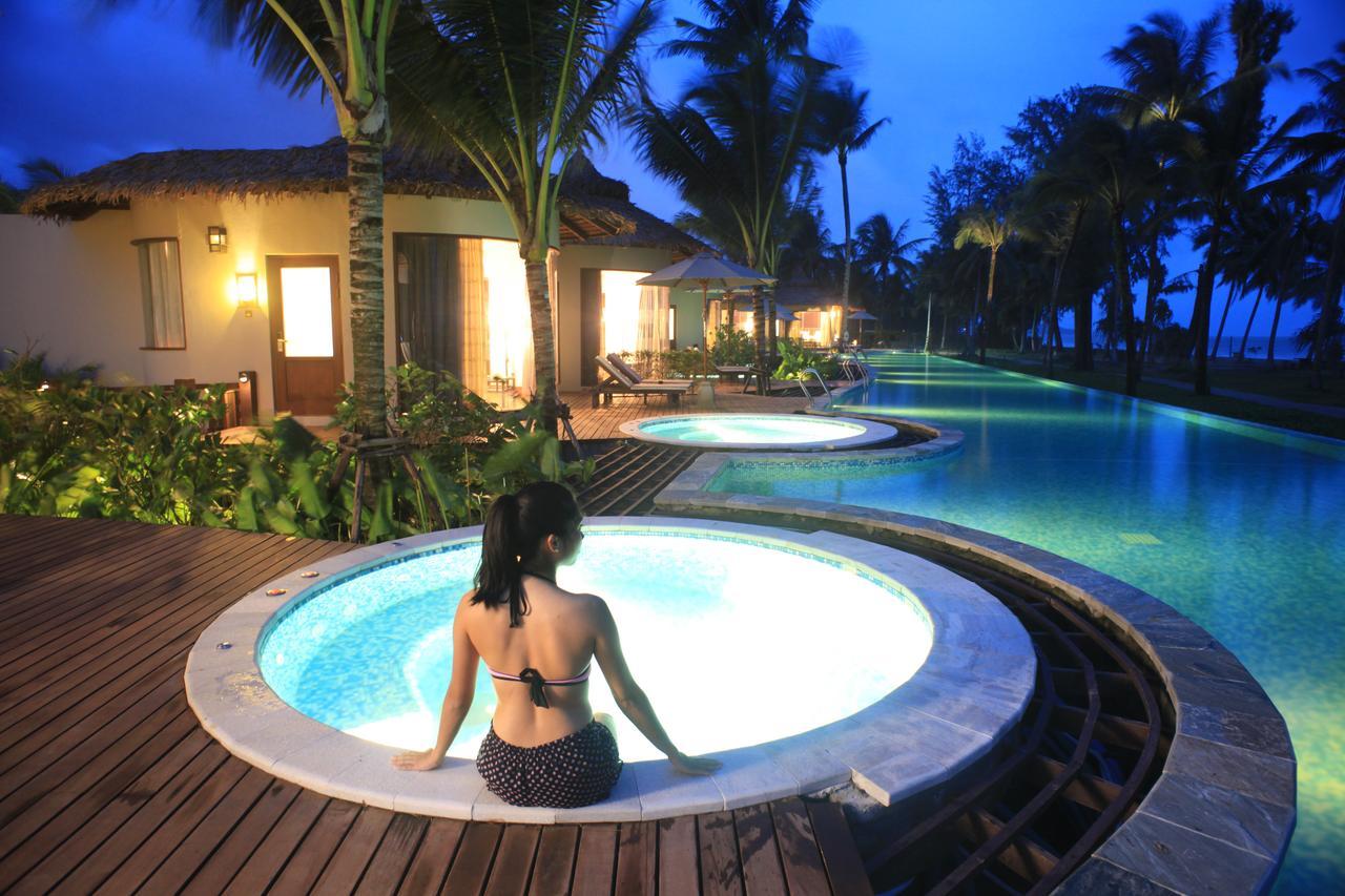 Oceanfront Jacuzzi Villa - Adults Only,738284236:JPEG