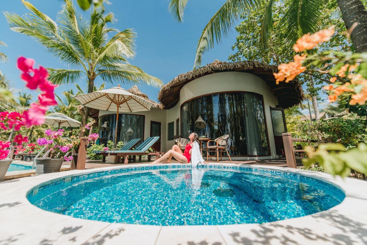 Oceanfront Jacuzzi Villa Adults Only
